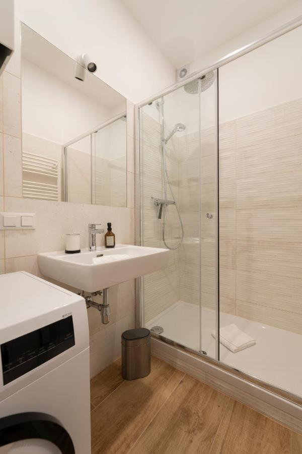 Josef'S Home I Comfort Apartment I Metro Access Wina Bagian luar foto
