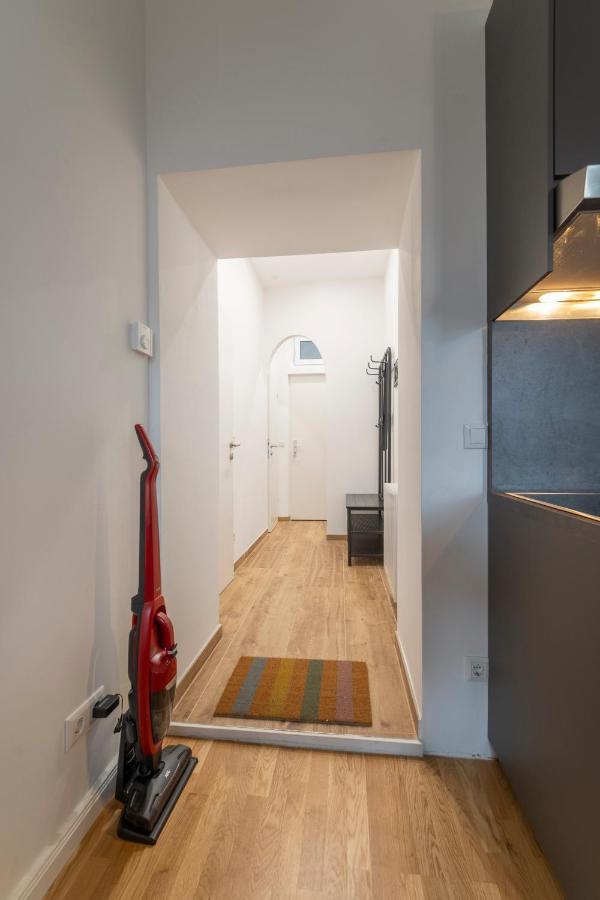 Josef'S Home I Comfort Apartment I Metro Access Wina Bagian luar foto